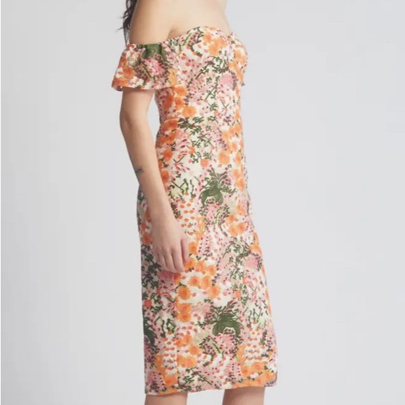 Dress the Population Tara off-shoulder dress - Picture 4 of 5